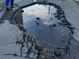 куйбышева 38 выбоина на въезде дв.те5ррит.jpg