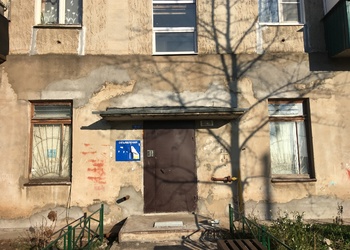 Кирова козырки 1.JPG