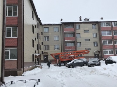 Мира 3а  чистка кровли.jpg